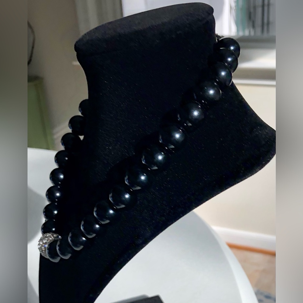 Classic Black Bead Necklace with Rhinestone Charm - Picture 6 of 7